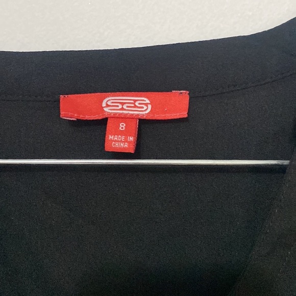 SES - Black light weight Top - Size 8 - Picture 2 of 5